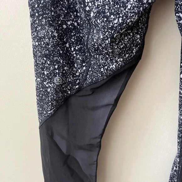 lululemon athletica Black and White Speckled Leggings - Picture 5 of 5